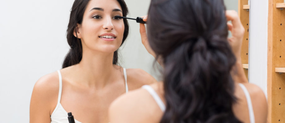 Optez pour un regard de biche avec le mascara semi-permanent